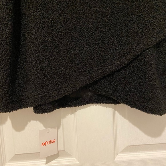 High Neck, Zipper Pullover Sweater - Picture 6 of 11